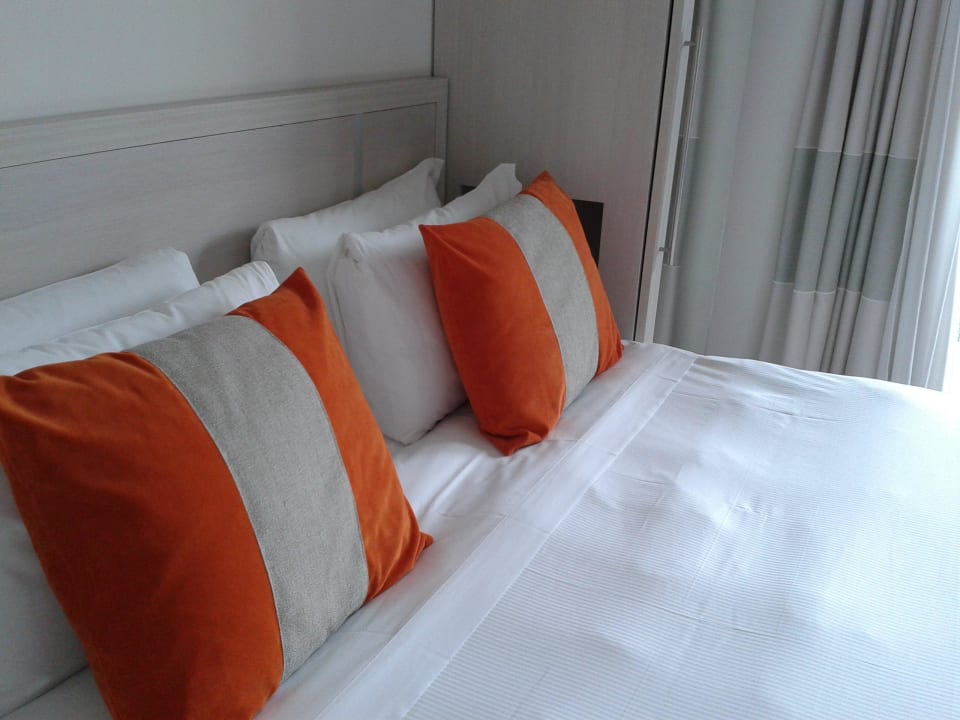 King Size Bett Hotel Ramada Plaza Milano