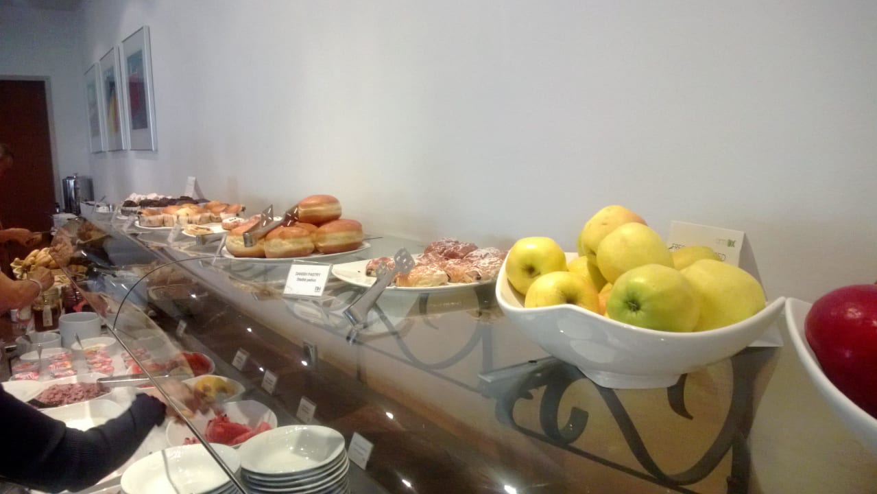Frühstück NH Prague City