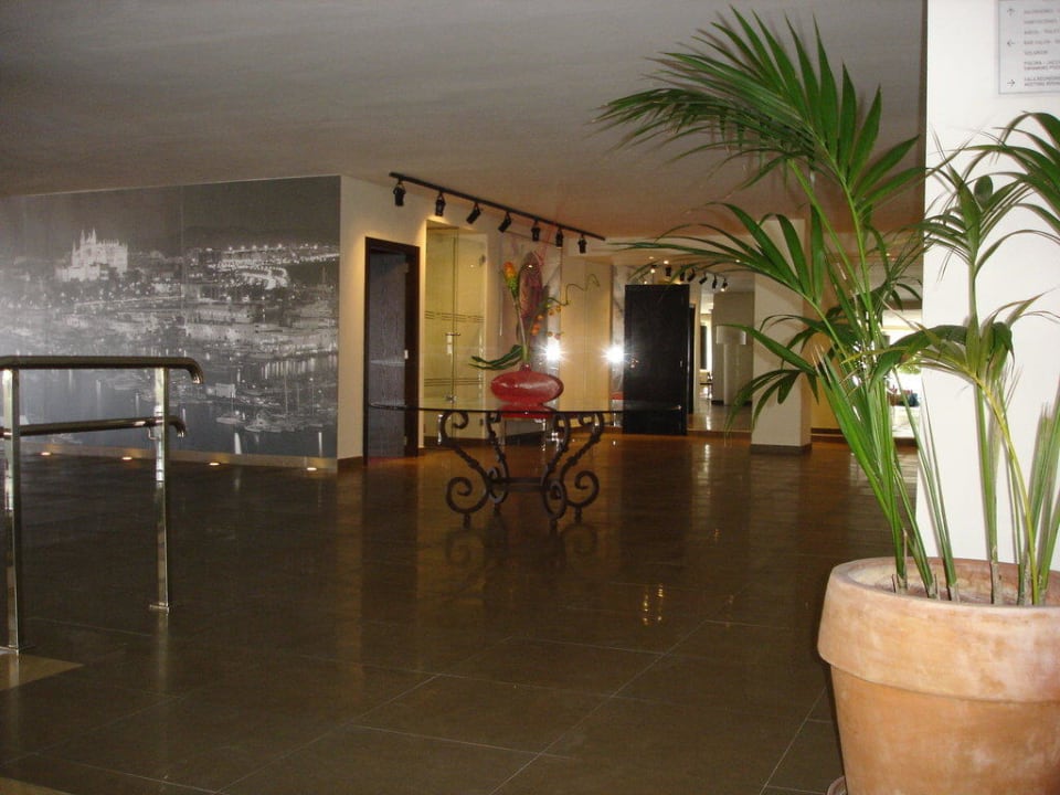 Lobby / Fahrstühle AluaSoul Palma