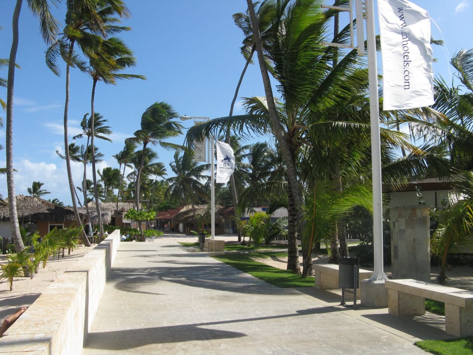 Strandpromenade Villas Bavaro Resort & Spa