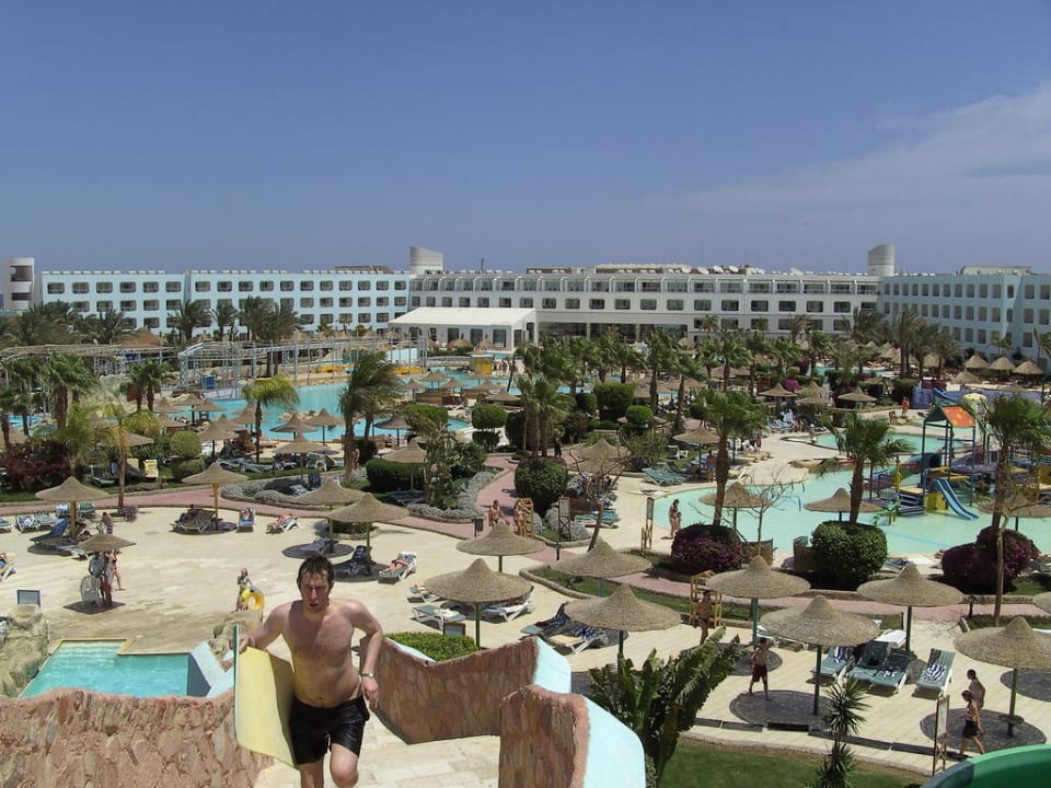 Teil der Poollandschaft Titanic Resort & Aqua Park