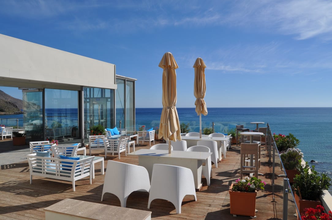 Panorama Bar auf dem Dach des Corissia Princess Hotel Corissia Princess