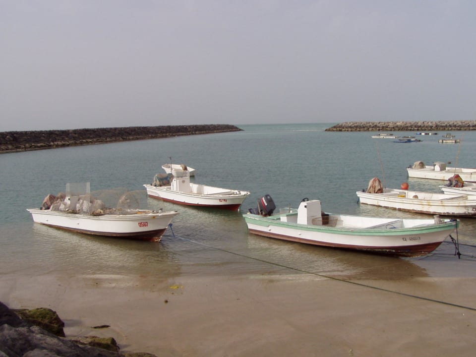 Kotviště rybářů Umm Al Quwain Beach Hotel