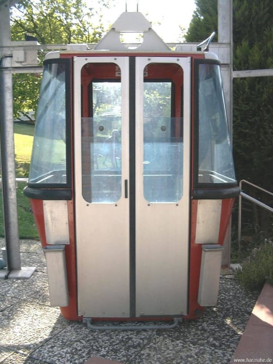 Seilbahn im Garten Walnuss Hütte & Ferienwohnung Glück Auf