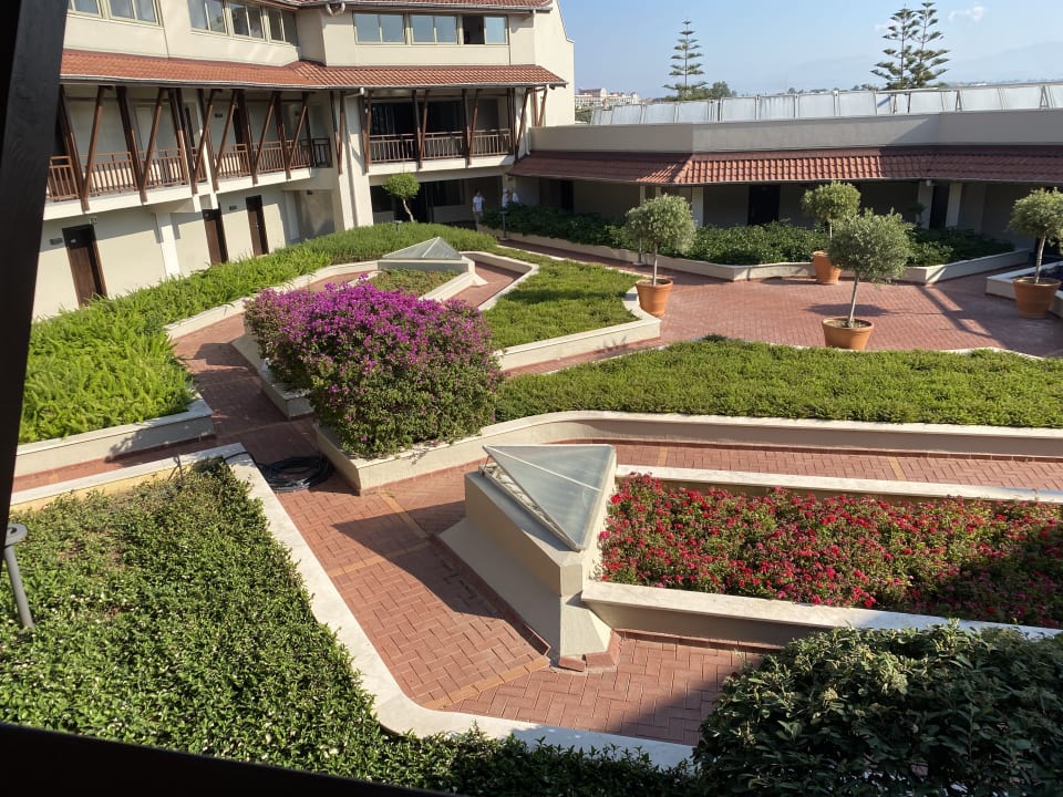 Gartenanlage Arum Barut Collection