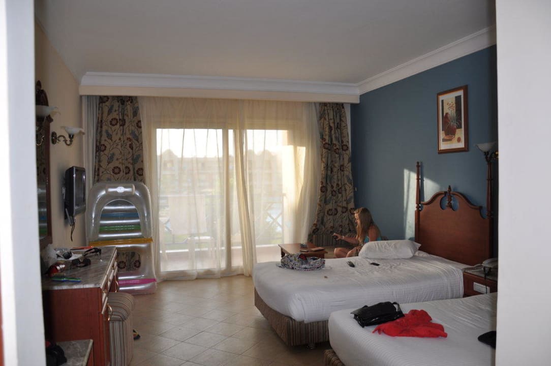 Widok ogólny pokoju Titanic Beach Spa & Aqua Park