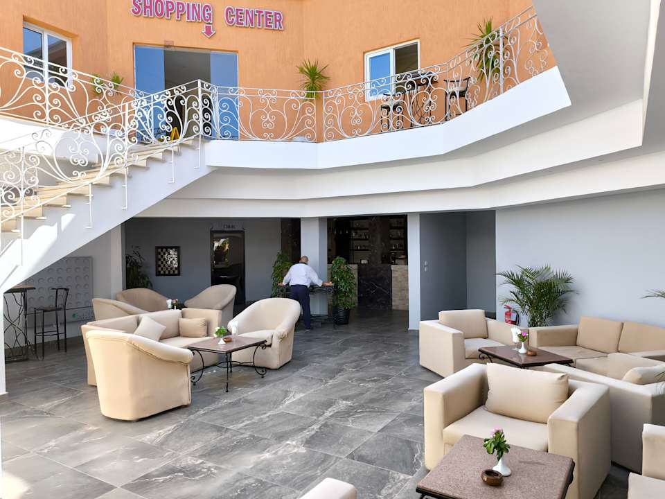 Gastro Golden Beach Resort