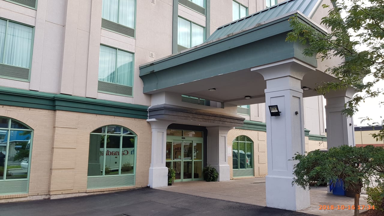 Außenansicht Days Inn & Suites by the Falls - Centre Street
