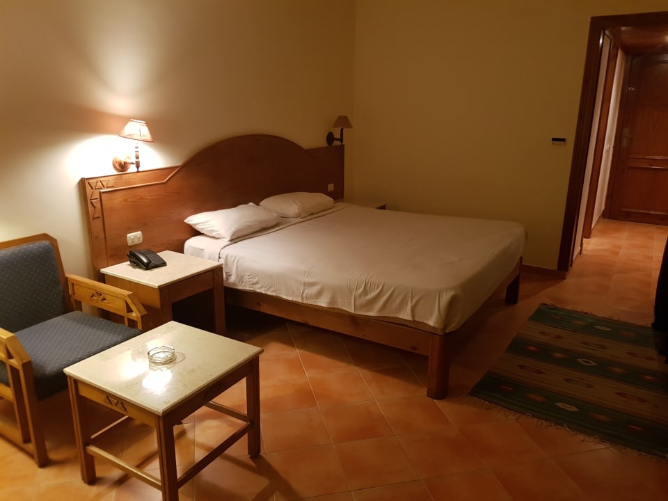 Zimmer Bliss Nada Beach Resort