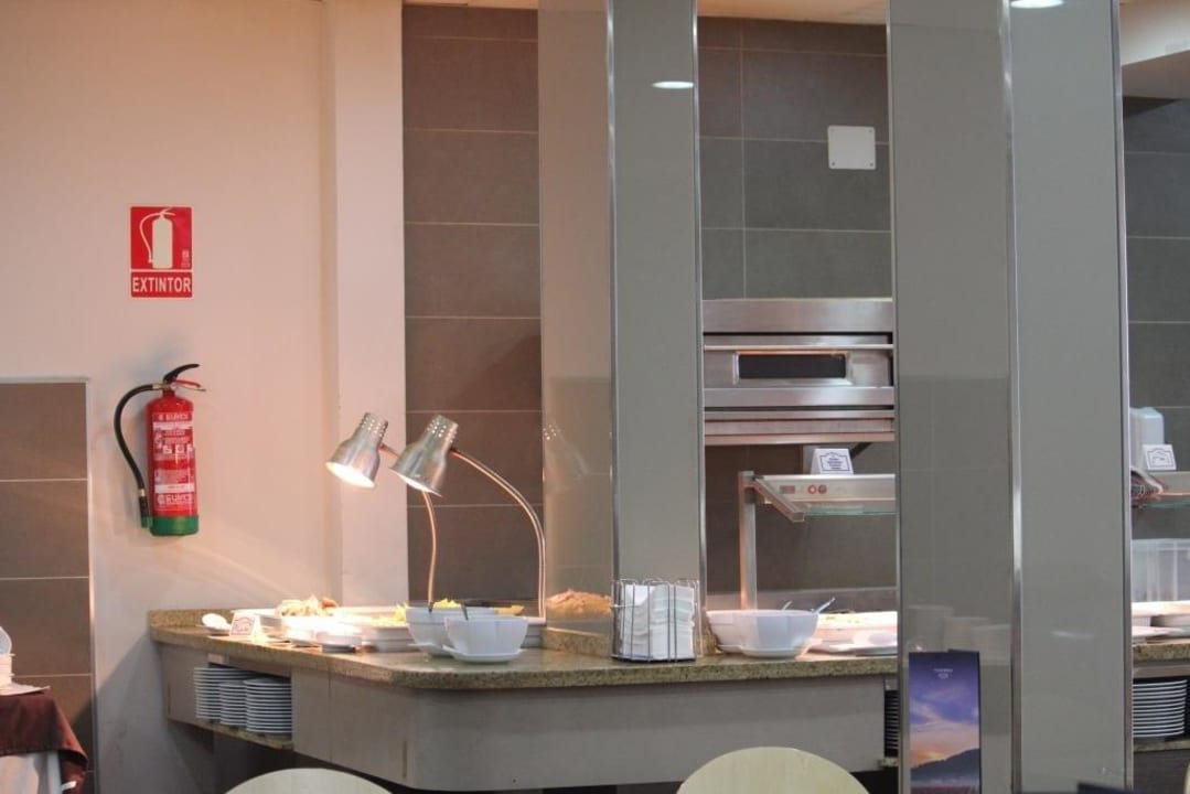 Warmbuffet Playa Olid Suites & Apartments