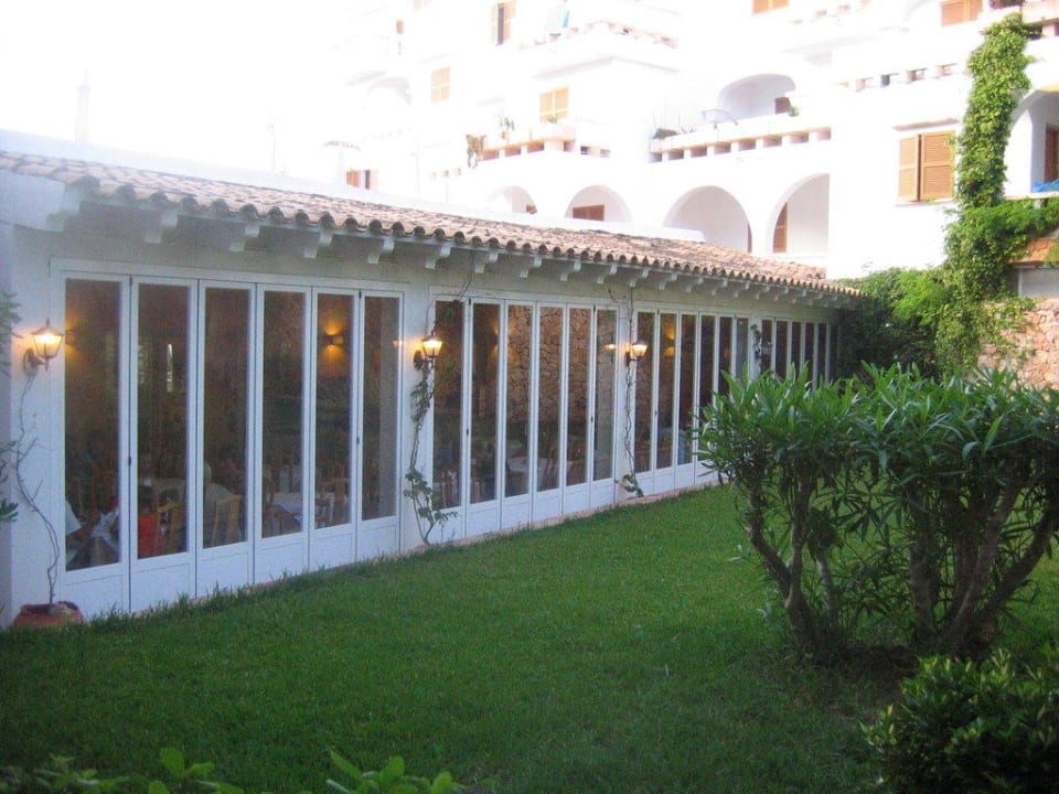 Blick auf den hinteren Restaurantteil Gavimar La Mirada Club Resort