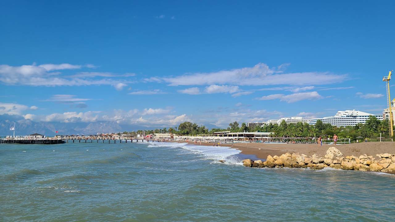 Strand Wyndham Garden Lara