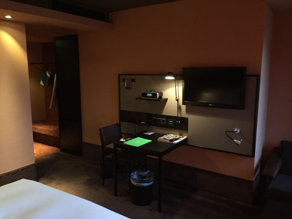 Zimmer 510 25hours Hotel The Goldman