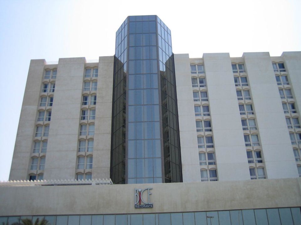 Aussen Radisson Blu Hotel & Resort Abu Dhabi Corniche