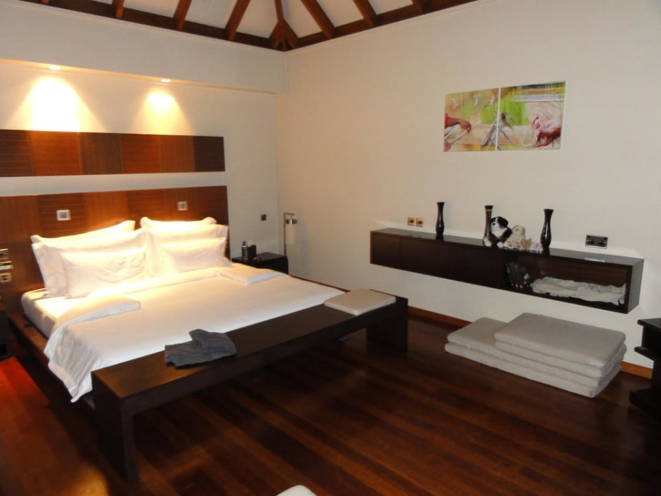 Zimmer Wasserbungalow Veligandu Maldives Resort Island