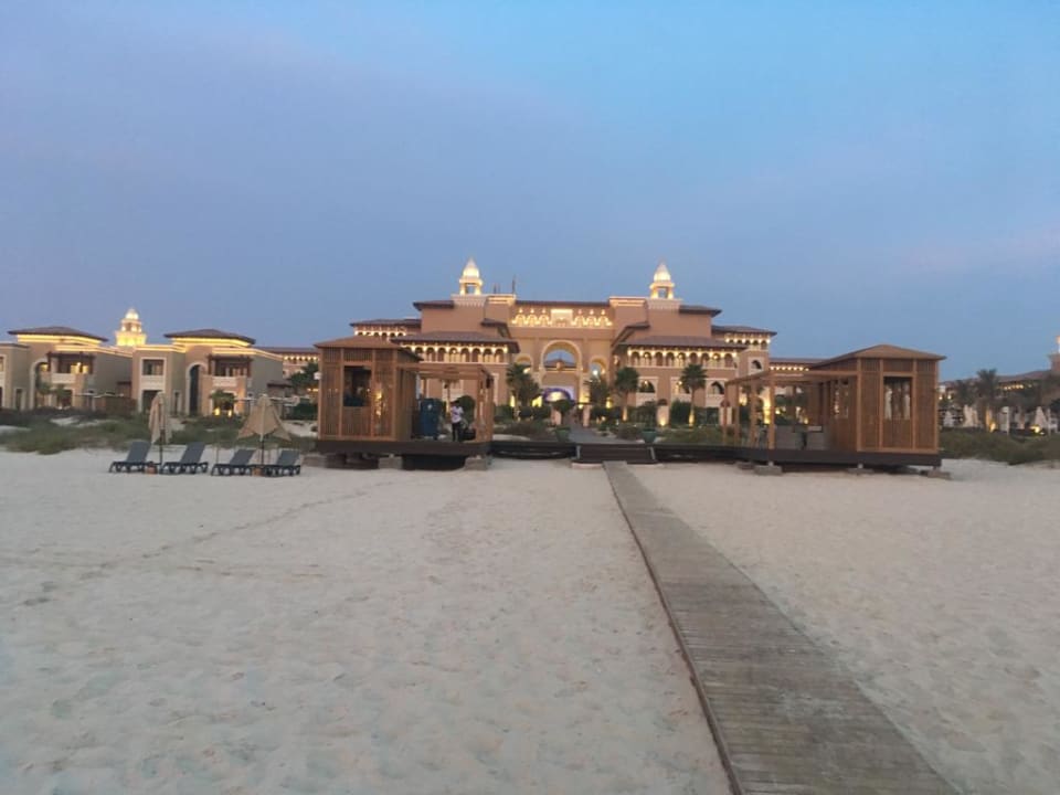 Strand Rixos Premium Saadiyat Island