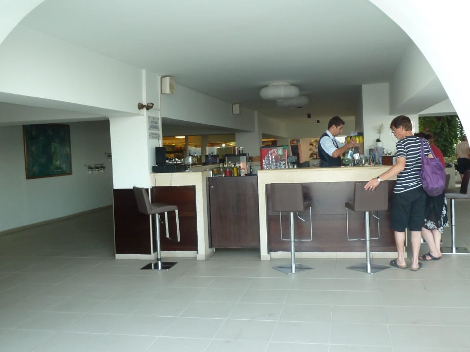 Die Poolbar TUI BLUE Oceanis Beach and Spa Resort