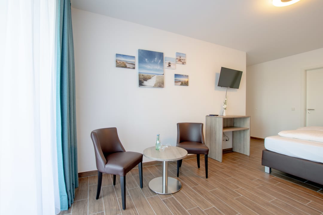 Zimmer LAGOVIDA Ferienresort am Störmthaler See