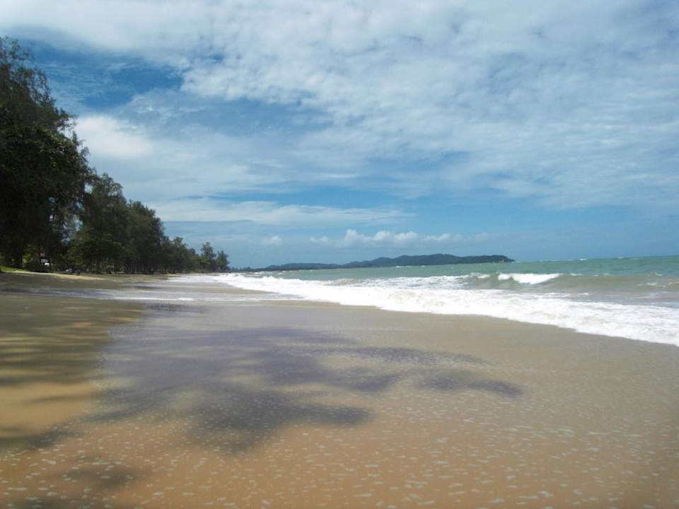 Strand vorm Hotel Merlin Khao Lak Merlin Resort