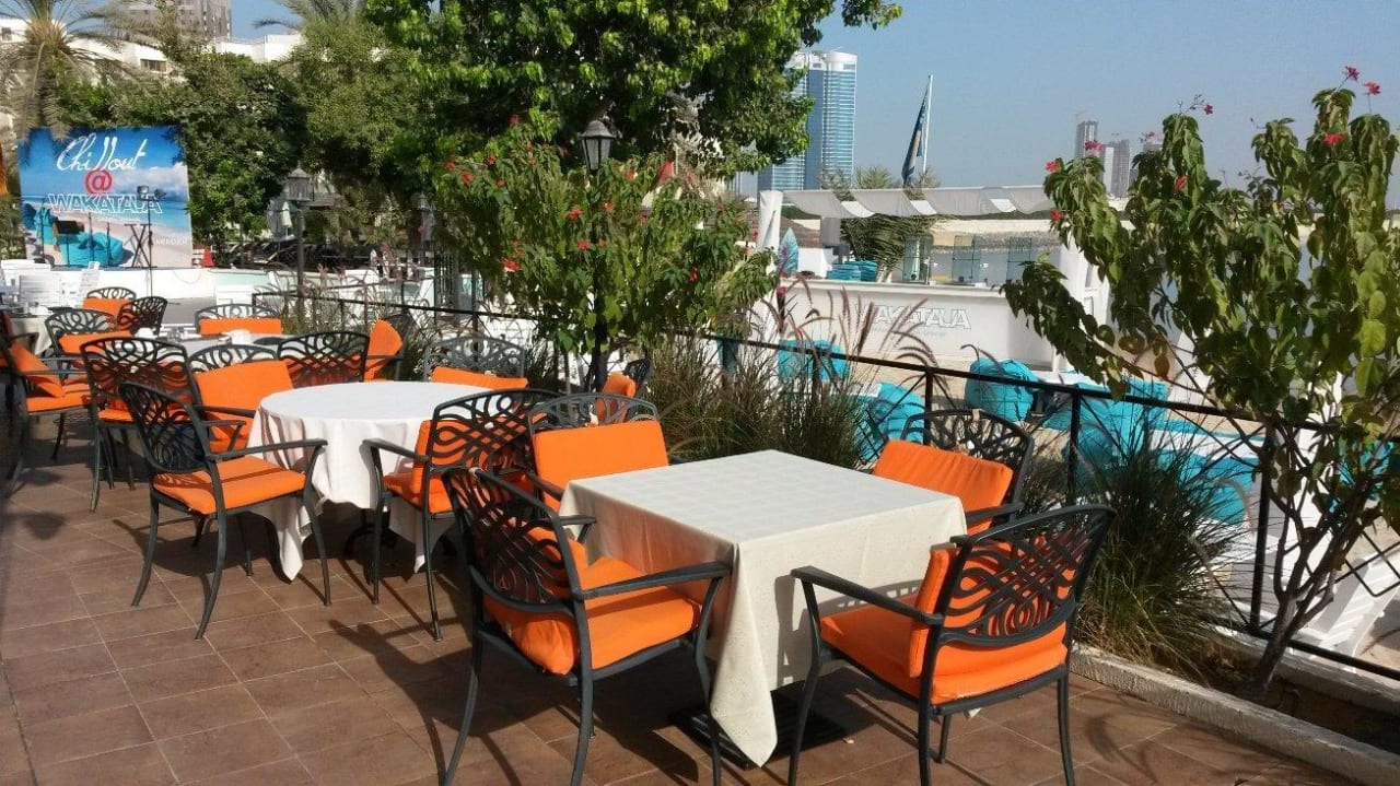 Außenplätze Restaurant Le Meridien Abu Dhabi Resort