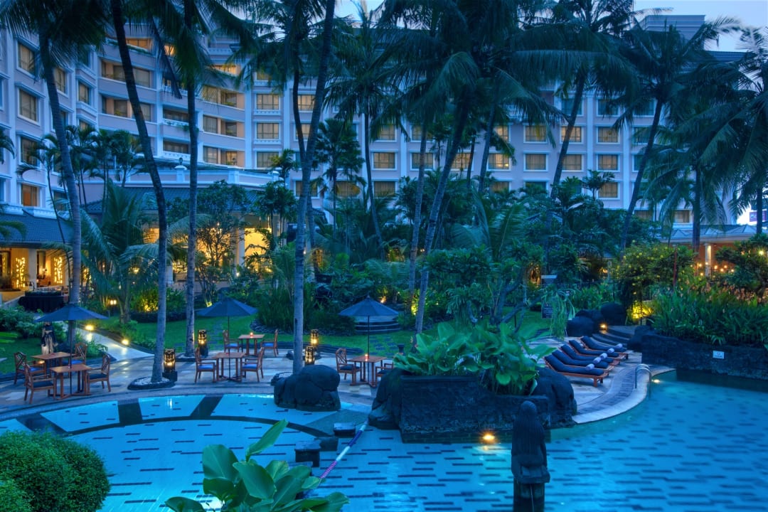 Pool Melia Purosani Yogyakarta