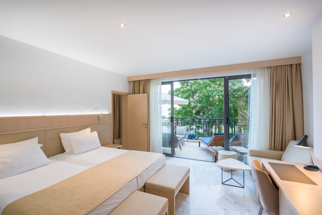 Zimmer Iberostar Waves Bellevue