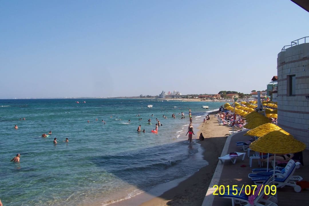 Widok z tarasu Salamis Bay Conti Resort Hotel & Casino