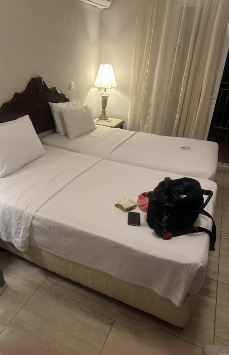 Zimmer Sandy Beach Resort