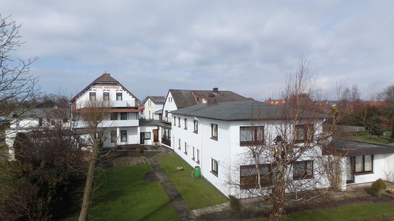 So sieht es vom Deich aus Hotel Siegfried