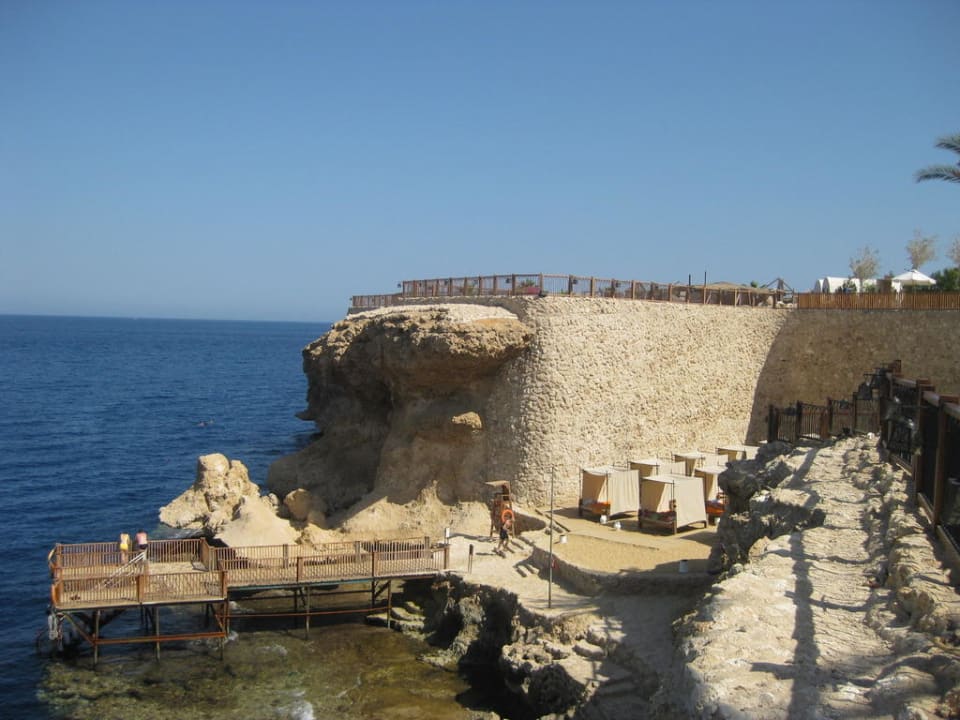 Steg 3 mit Relaxliegen The Grand Hotel Sharm El Sheikh