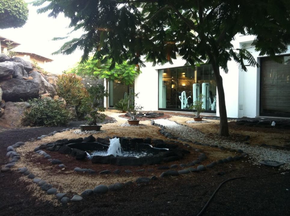 Besonders gestalteter Bereich der Außenanlage allsun App.-Hotel Albatros