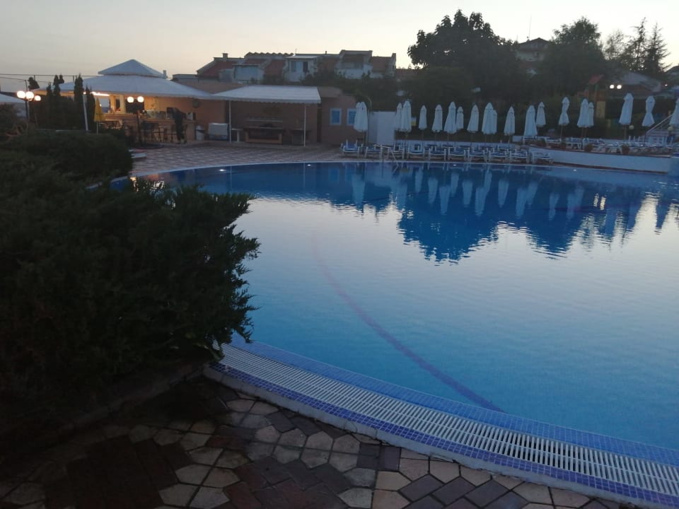 Pool Hotel Sineva Beach