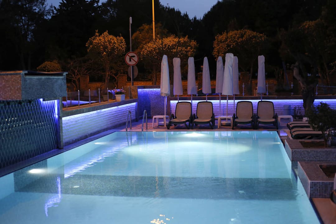 Basen Hatipoglu Beach Hotel