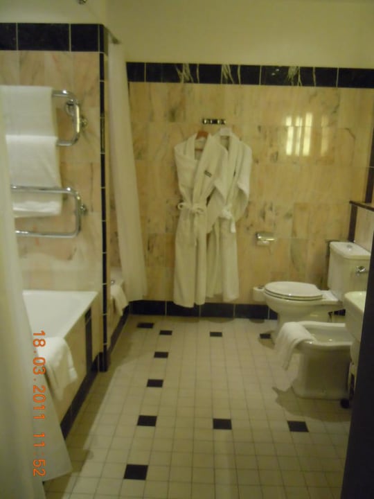 Badezimmer Le Méridien Grand Hotel Nürnberg