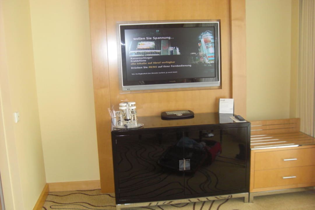 Riesen Fernseher Hotel Le Méridien München