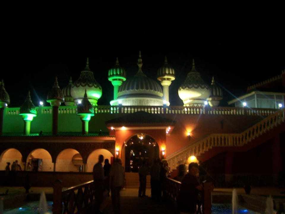 Zabudowania amfiteatru Pickalbatros Alf Leila Wa Leila Resort - Neverland Hurghada