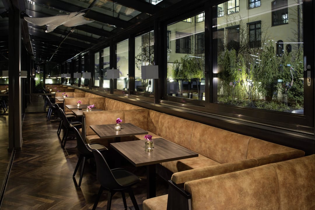 Wintergarten Hotel ZOE by AMANO