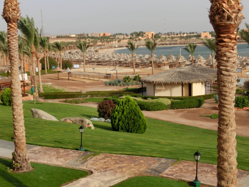 Blick aus unserem Zimmer auf die Bucht Jaz Solaya