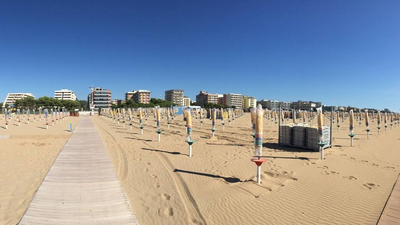 Blick Richtung Hotel Aparthotel Holiday