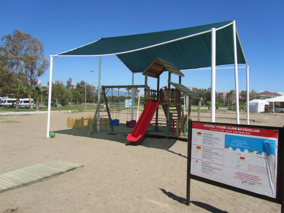 Spielplatz am Strand Marvida Family Eco