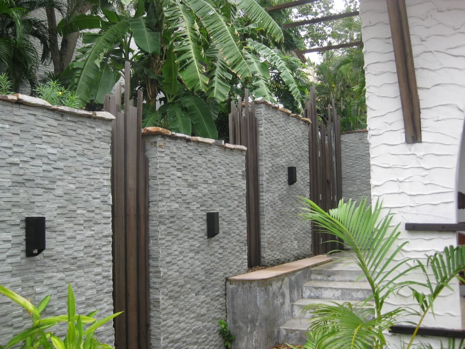 Treppe zum Ausgang / Poolvilla Panviman Resort Koh Phangan
