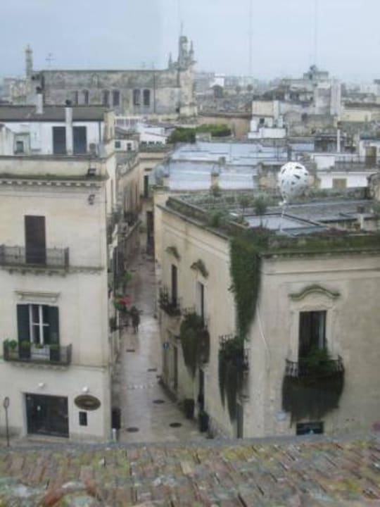 Blick auf die Stadt vom Dachwintergarten Suite Hotel Santa Chiara