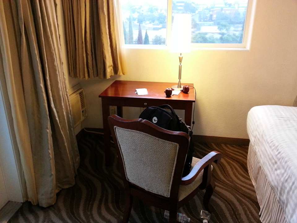 Nice little desk area Porto Vista Hotel