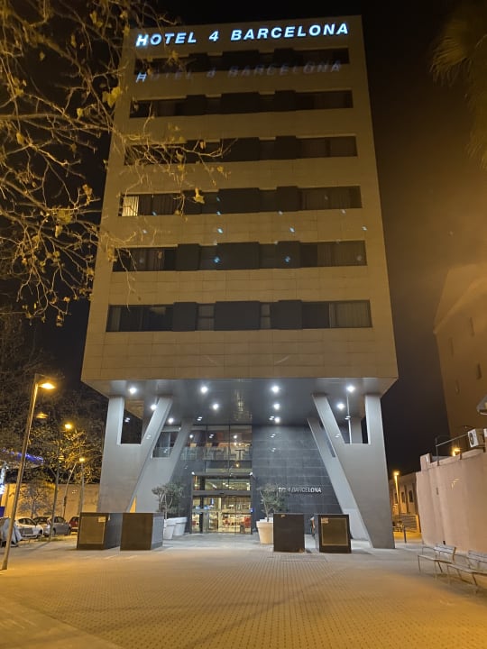 Außenansicht Hotel 4 Barcelona