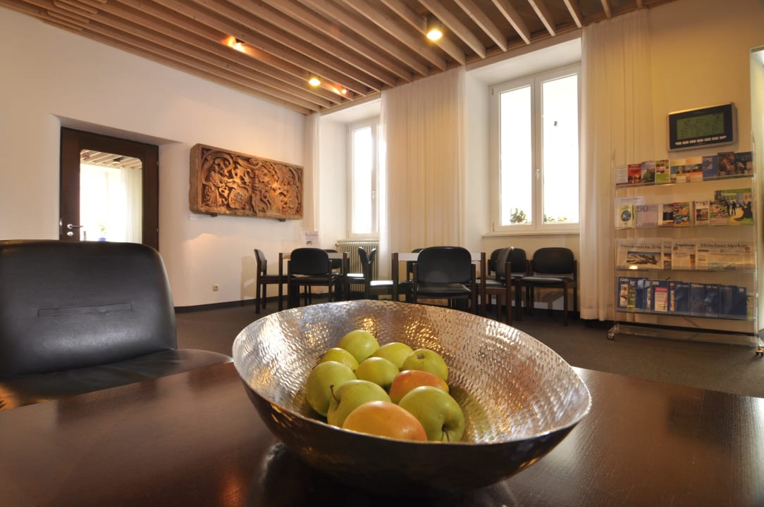 Lobby Dom Hotel Augsburg