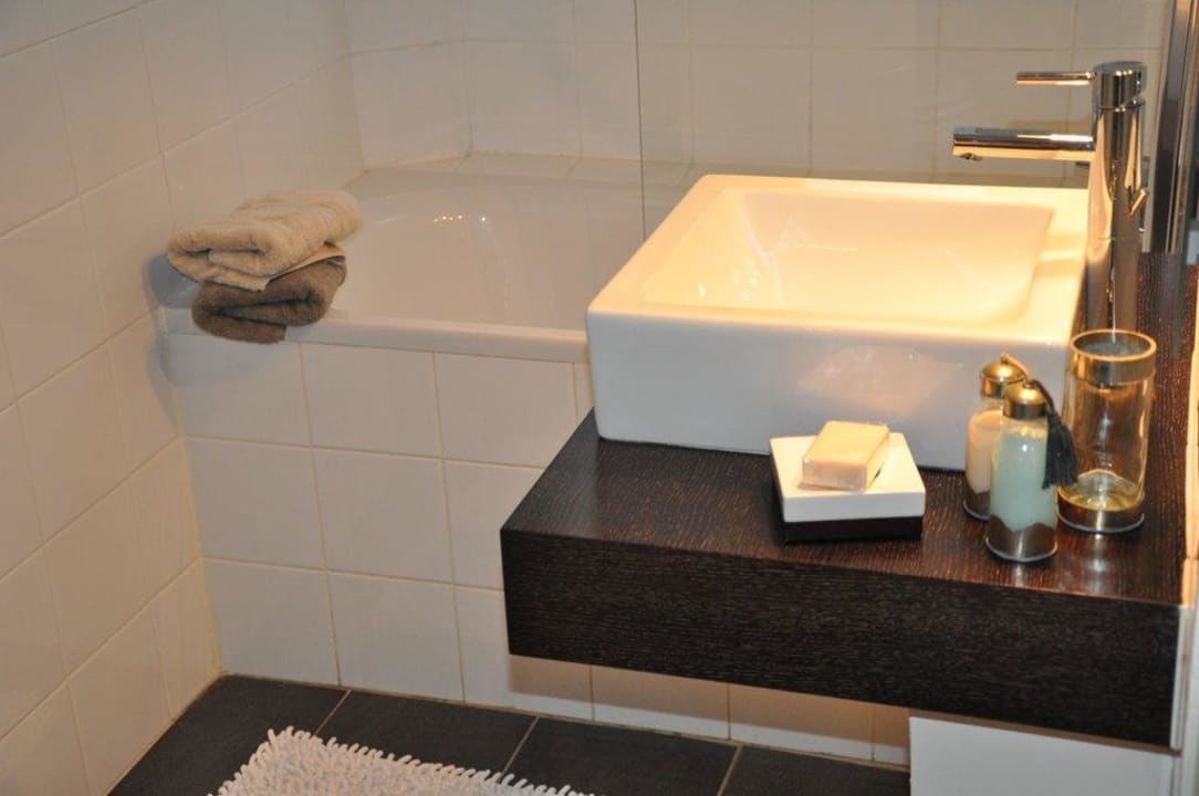 Bathroom Apartment Canal Saint Martin