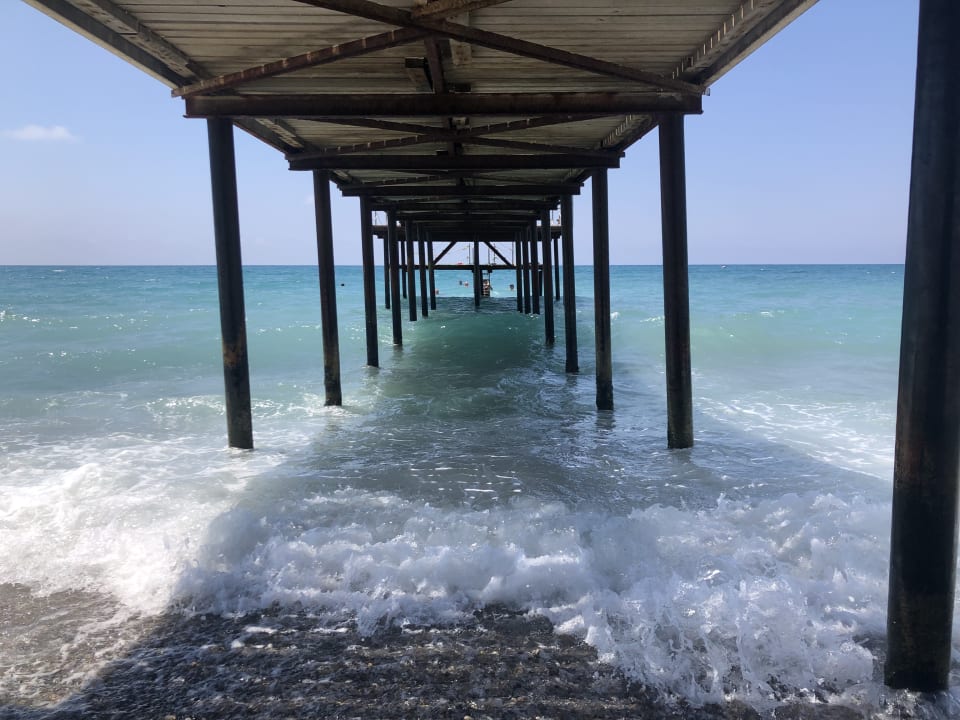 Strand Club Turtas Beach Hotel