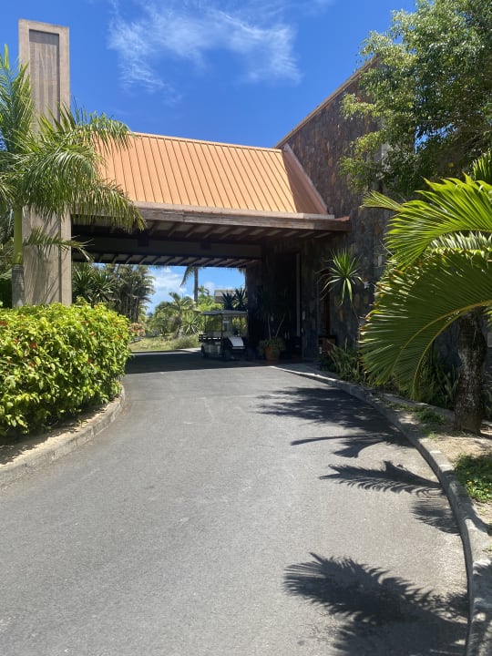 Sonstiges Crystals Beach Resort Belle Mare, a member of Radisson Individuals