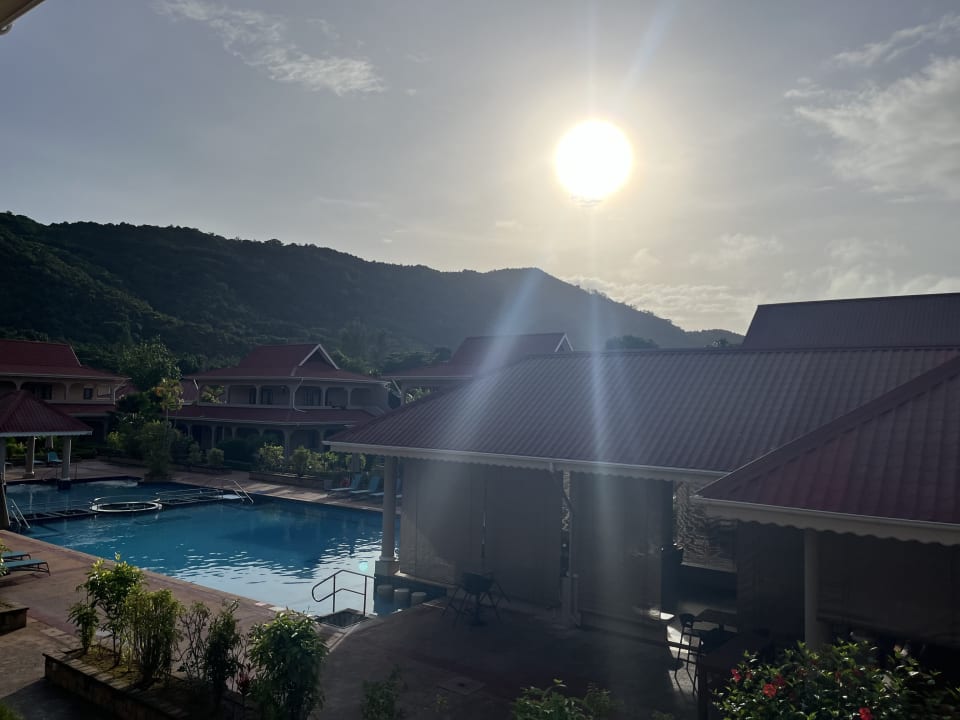 Pool The Oasis Hotel Restaurant & Spa