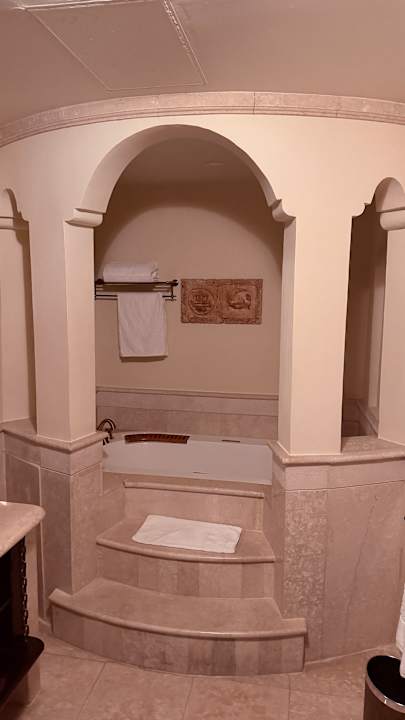 Zimmer Sharq Village & Spa, a Ritz-Carlton Hotel